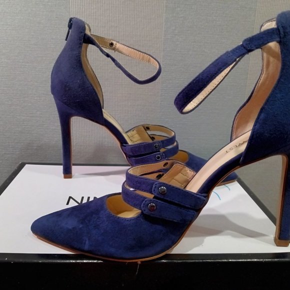 NAVY TAHIRO  NINE WEST size 9 - Picture 8 of 10